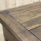 Table basse en chêne du 19ème avec un grand tiroir