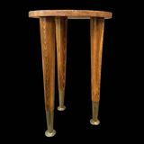 Vintage side table in solid wood and brass – Scandinavian design mid-century
