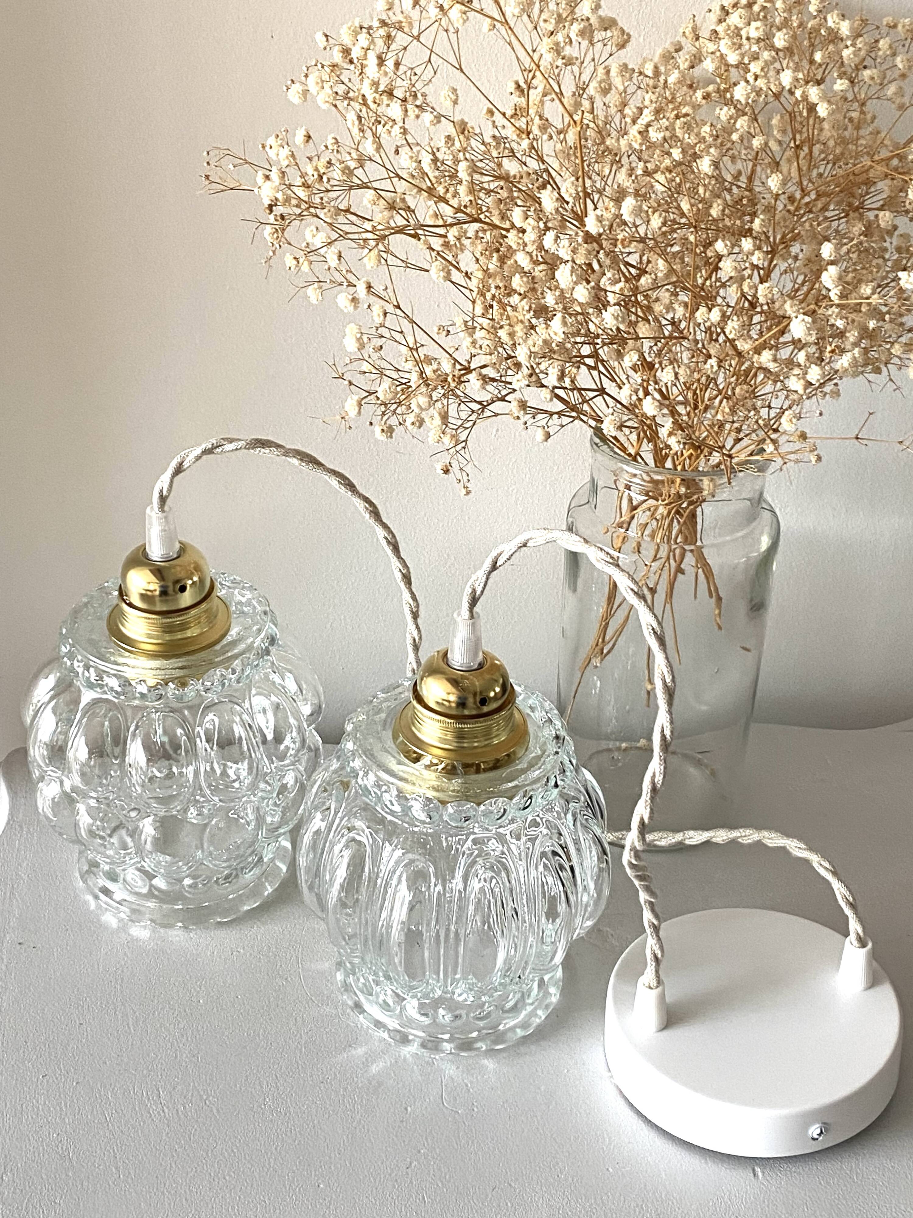 Suspension cascade glass "bubble"