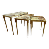 Set de 3 tables gigognes vintage en onyx et métal doré Année 70