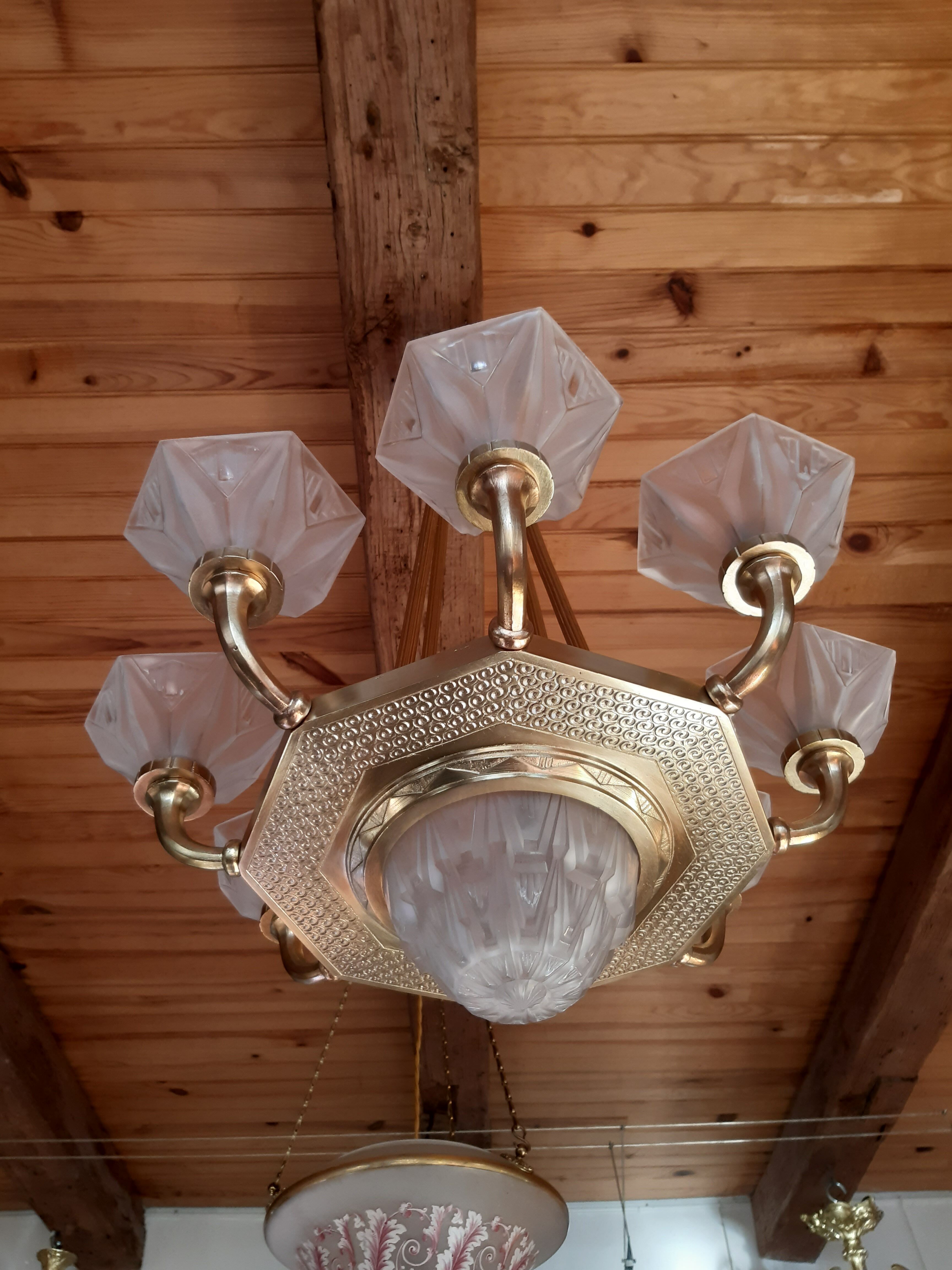 Art Deco chandelier 1930 Bronze Pressed Molded Glass