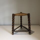 French mulched tripod stool