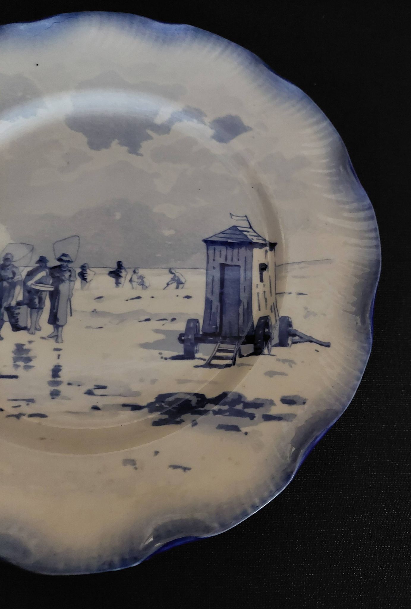 Sarreguemines earthenware plate with Marine decor late 19th century early 20th century