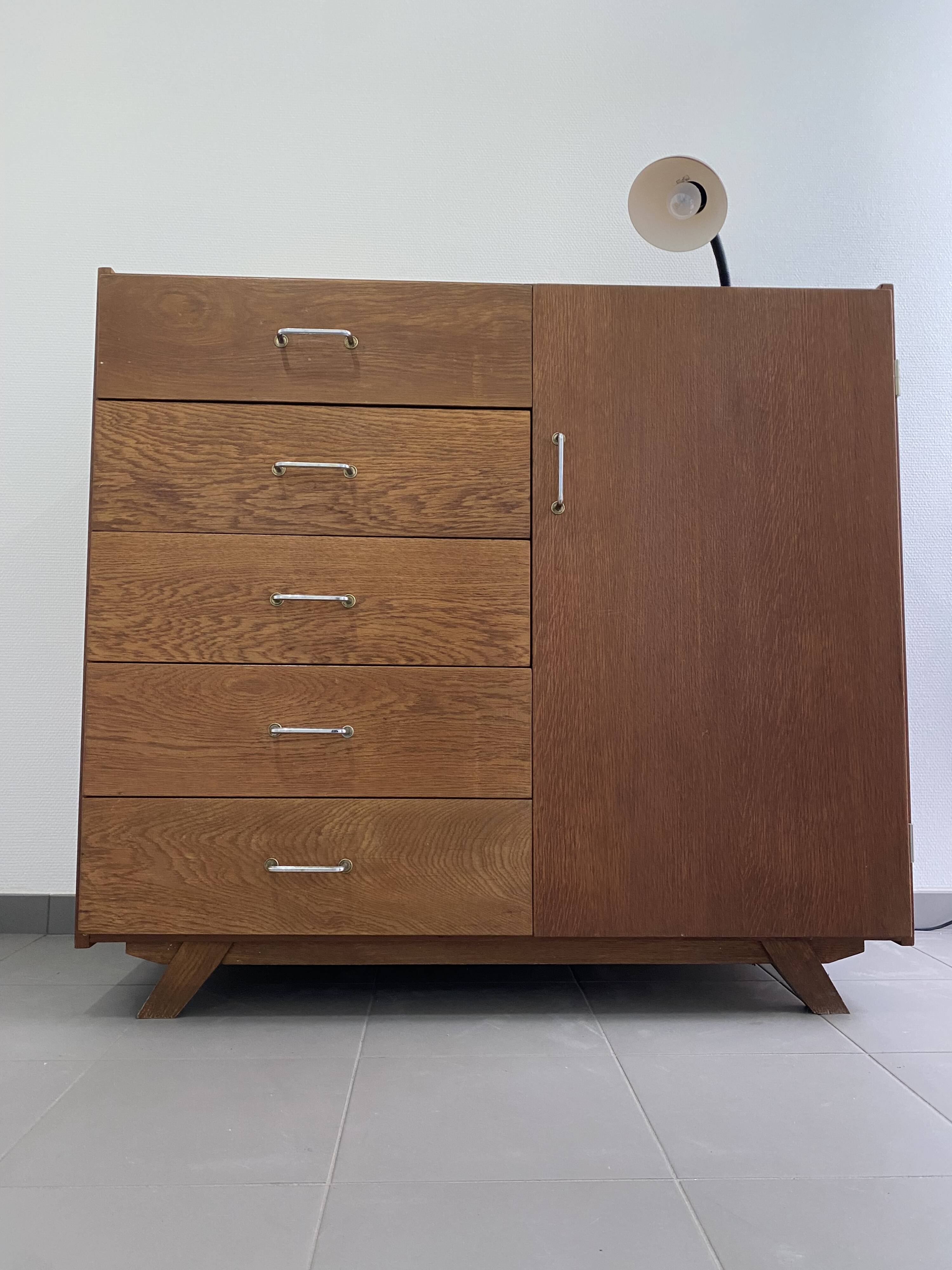 Vintage sideboard with compass legs