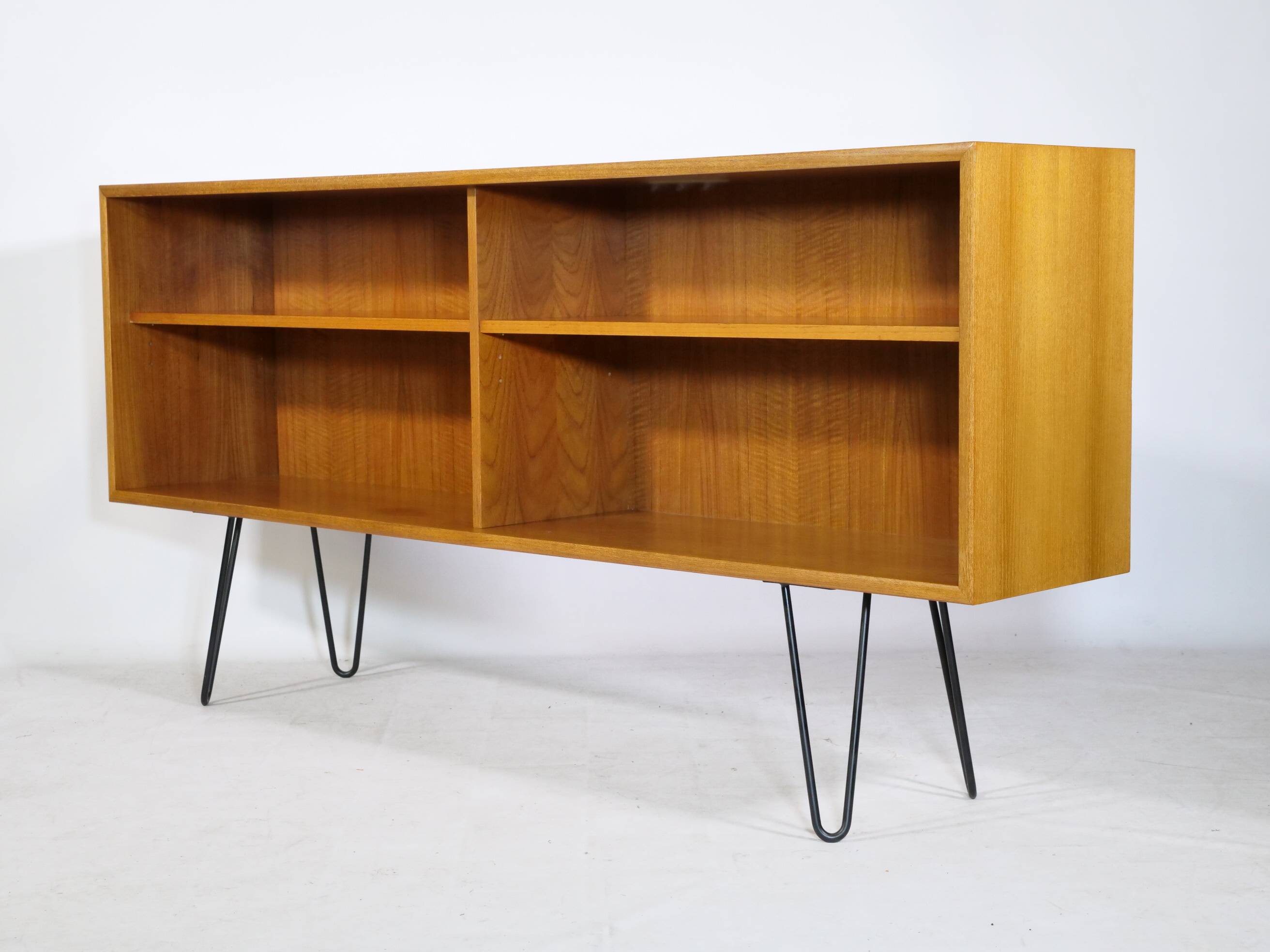 Teak Hairpin shelf sideboard from WK Möbel