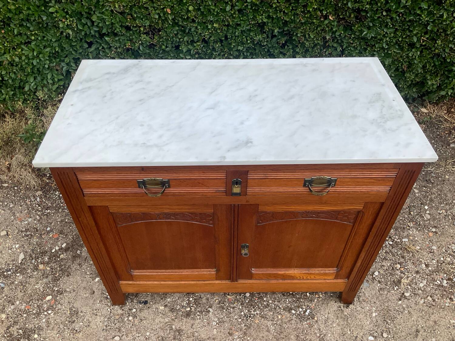Ancien Buffet parisien en chêne et marbre