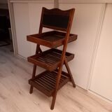 Three-shelf display cabinet