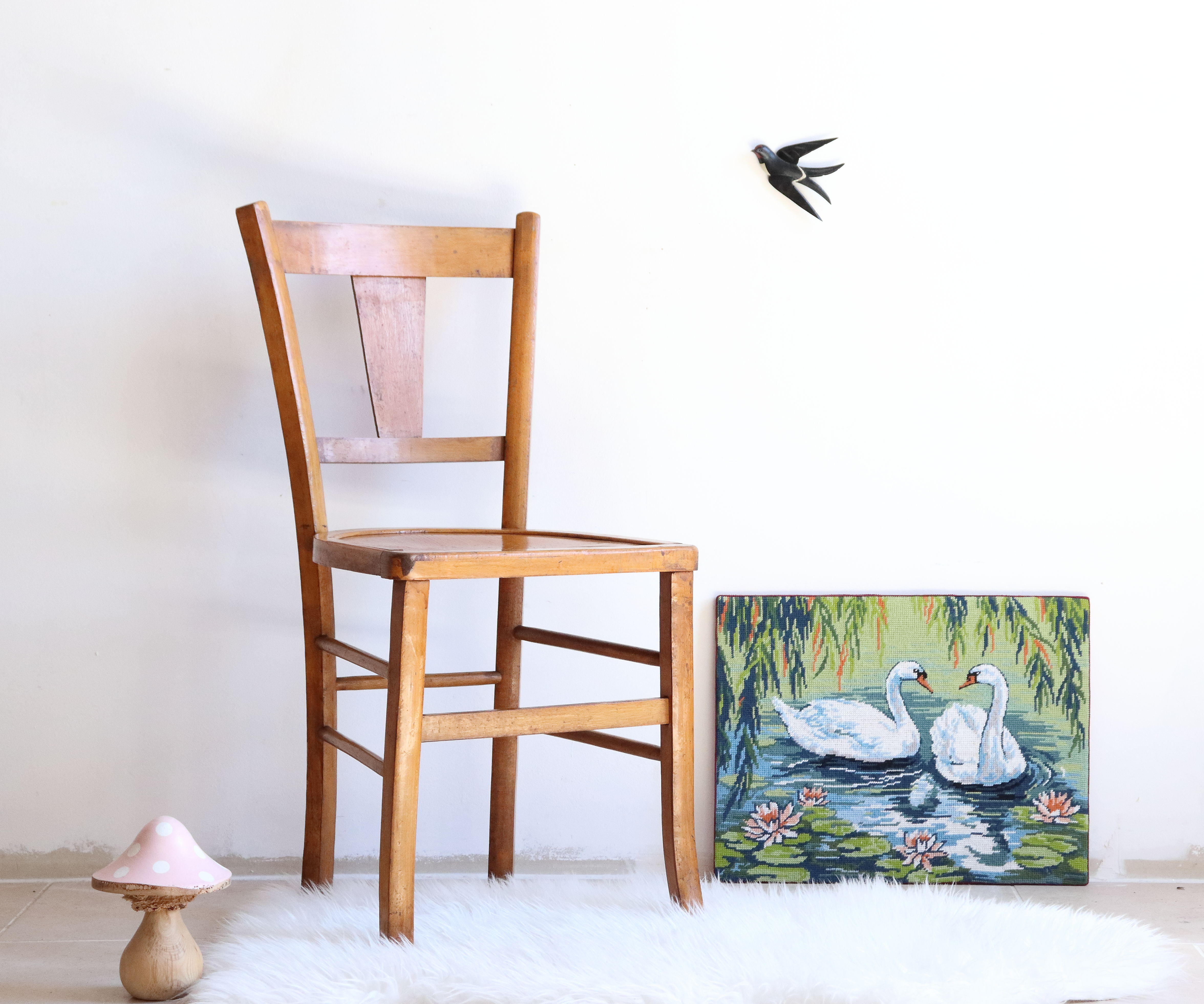 Bistro chair of the 50s in patinated wood