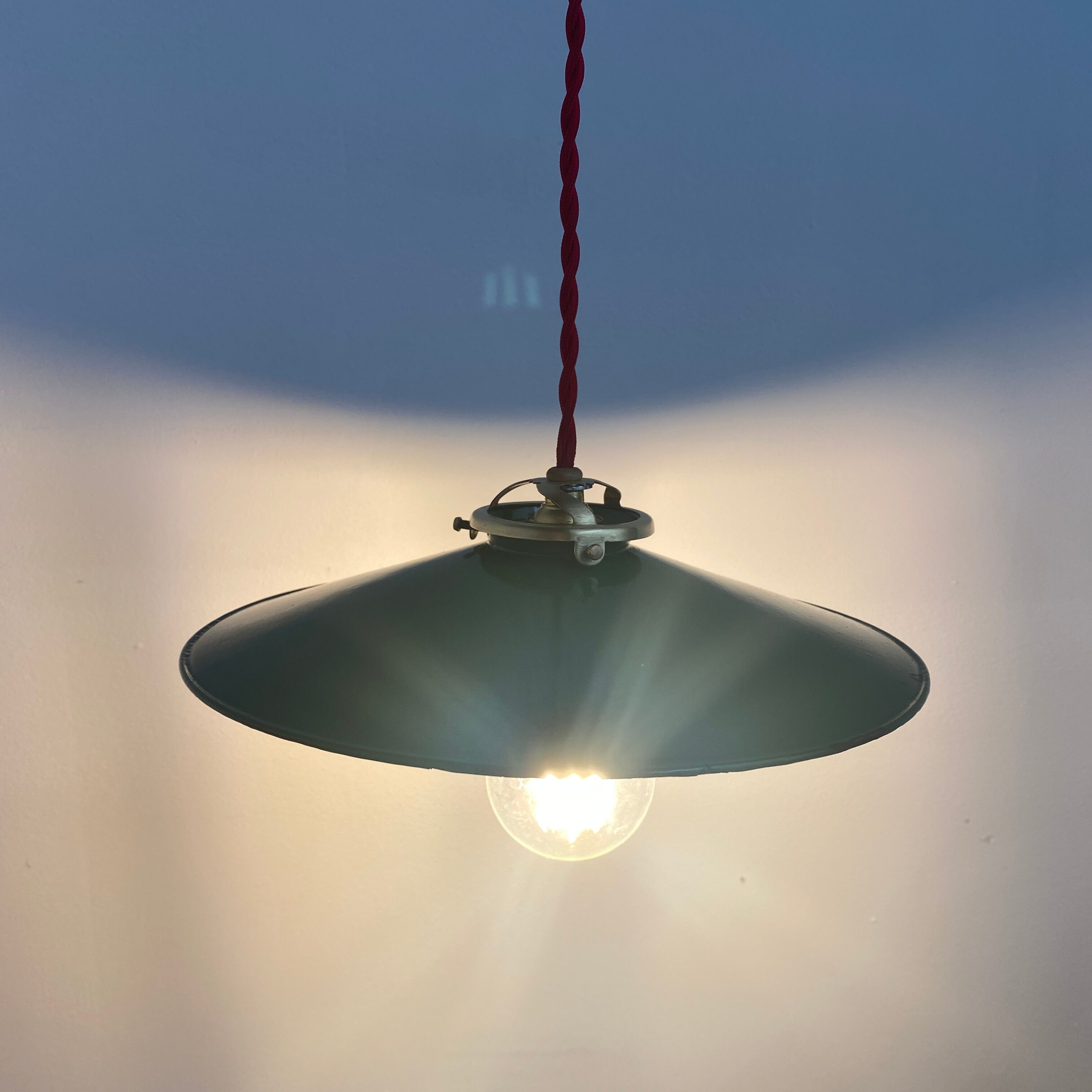 Lot 3 industrial suspensions emaillees flat 25 cm