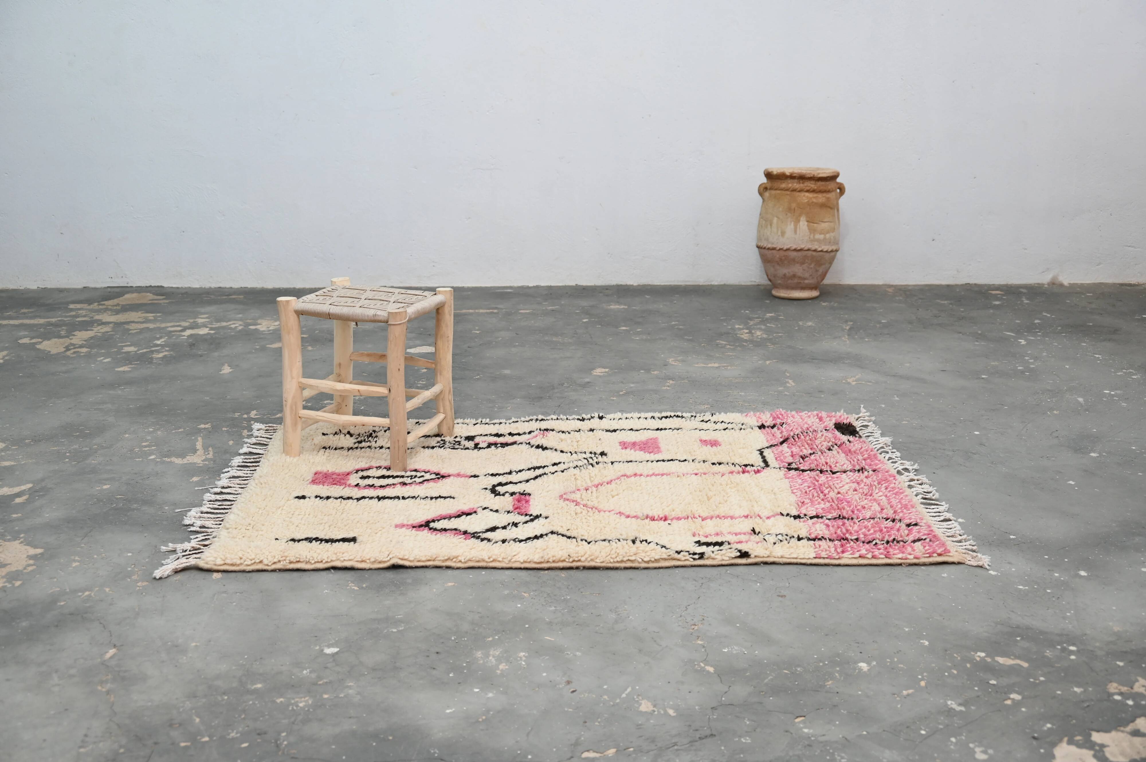 Handwoven coloured wool rug, 155 x 100 cm - P468