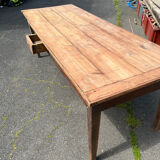 Table de ferme pied fuseau