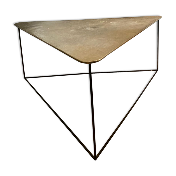 Table basse métal doré triangulaire