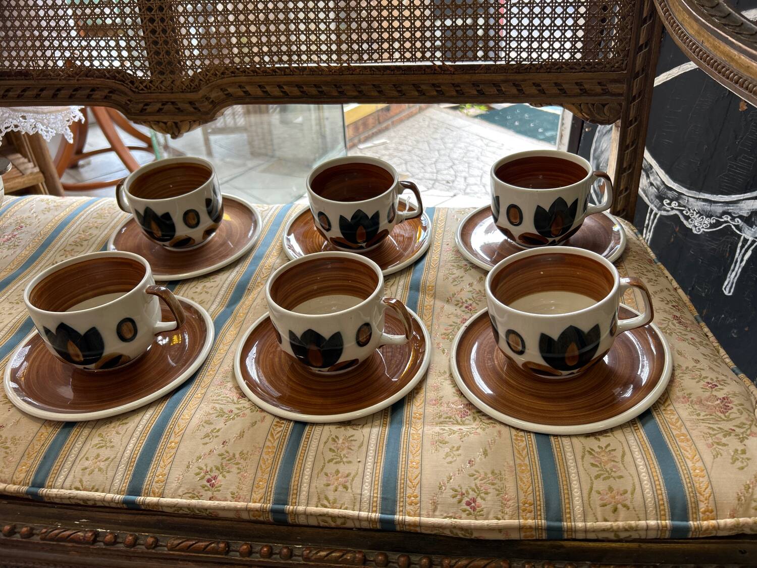 Boch Kimono cups and saucers