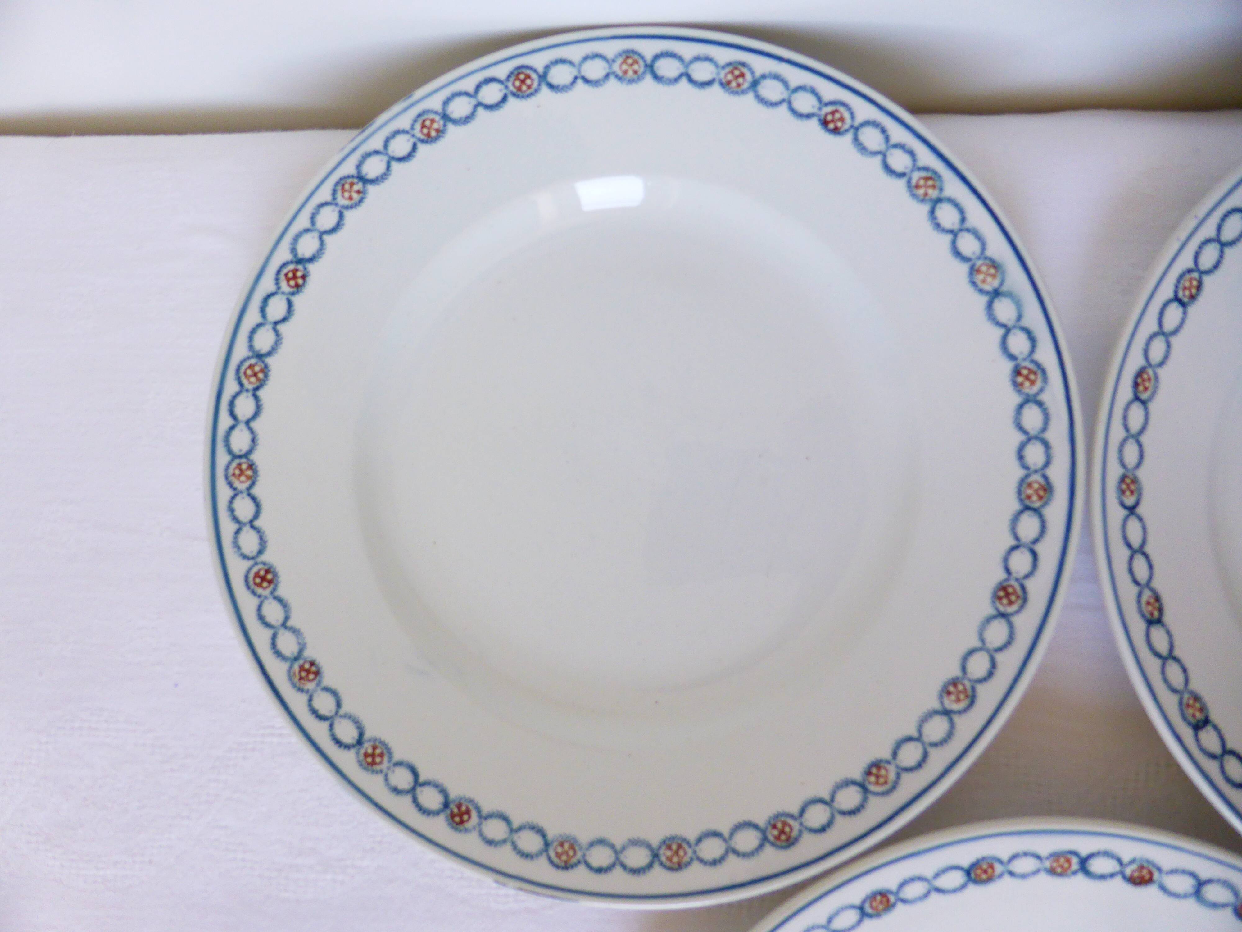 Set of 3 flat plates from Longwy model Florea 210640