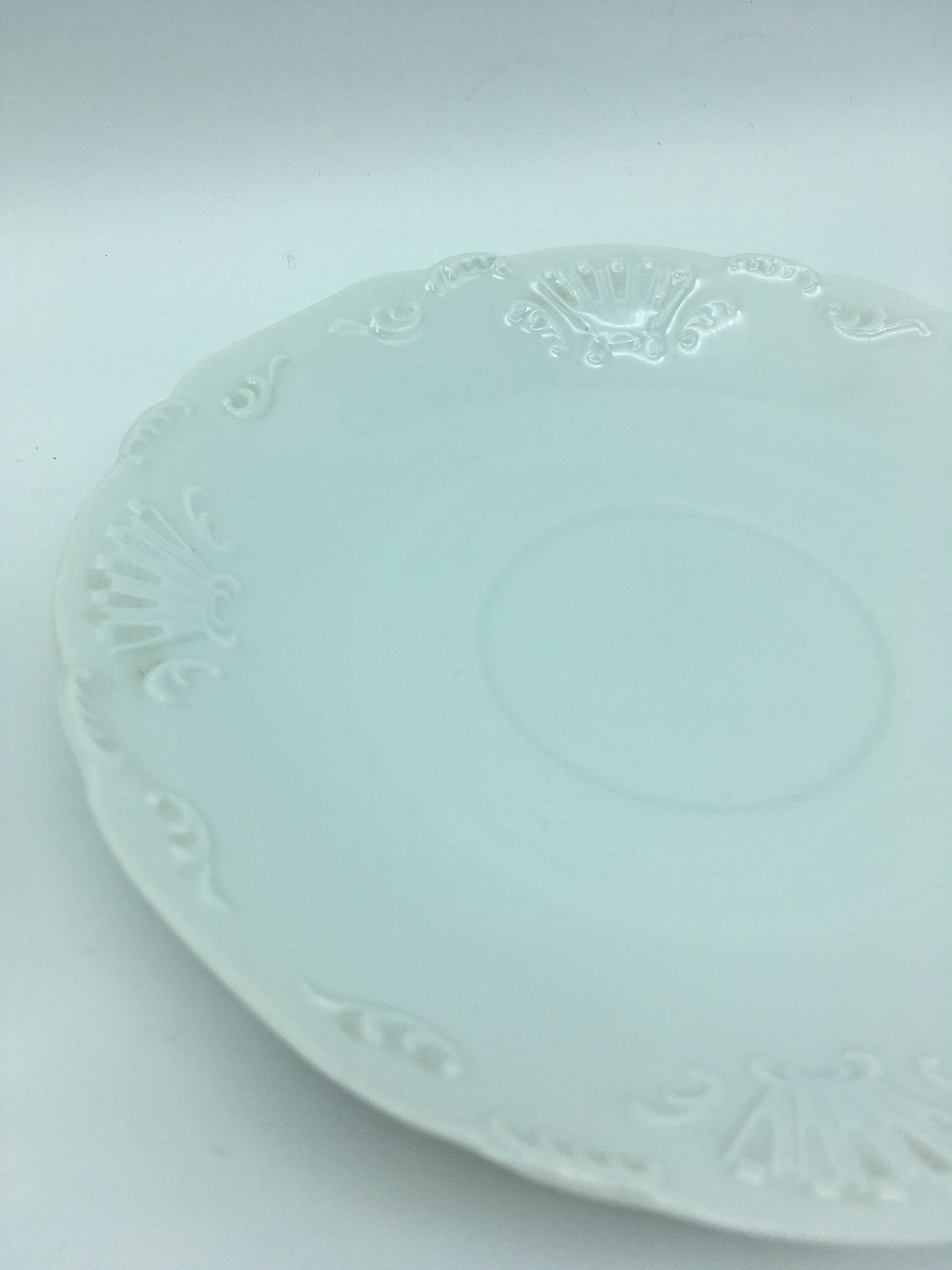 4 broth bowls in taraud limoges porcelain.