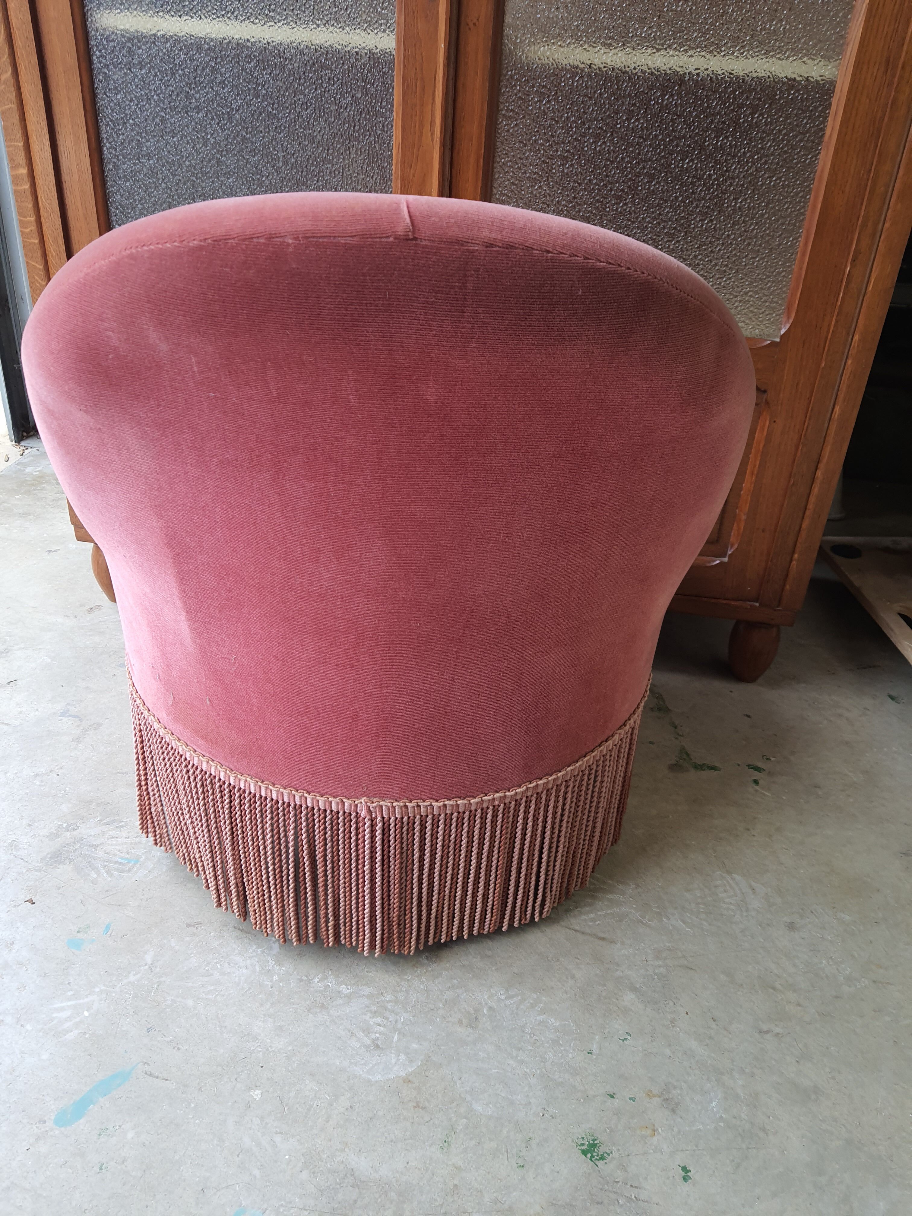 Vintage toad armchair