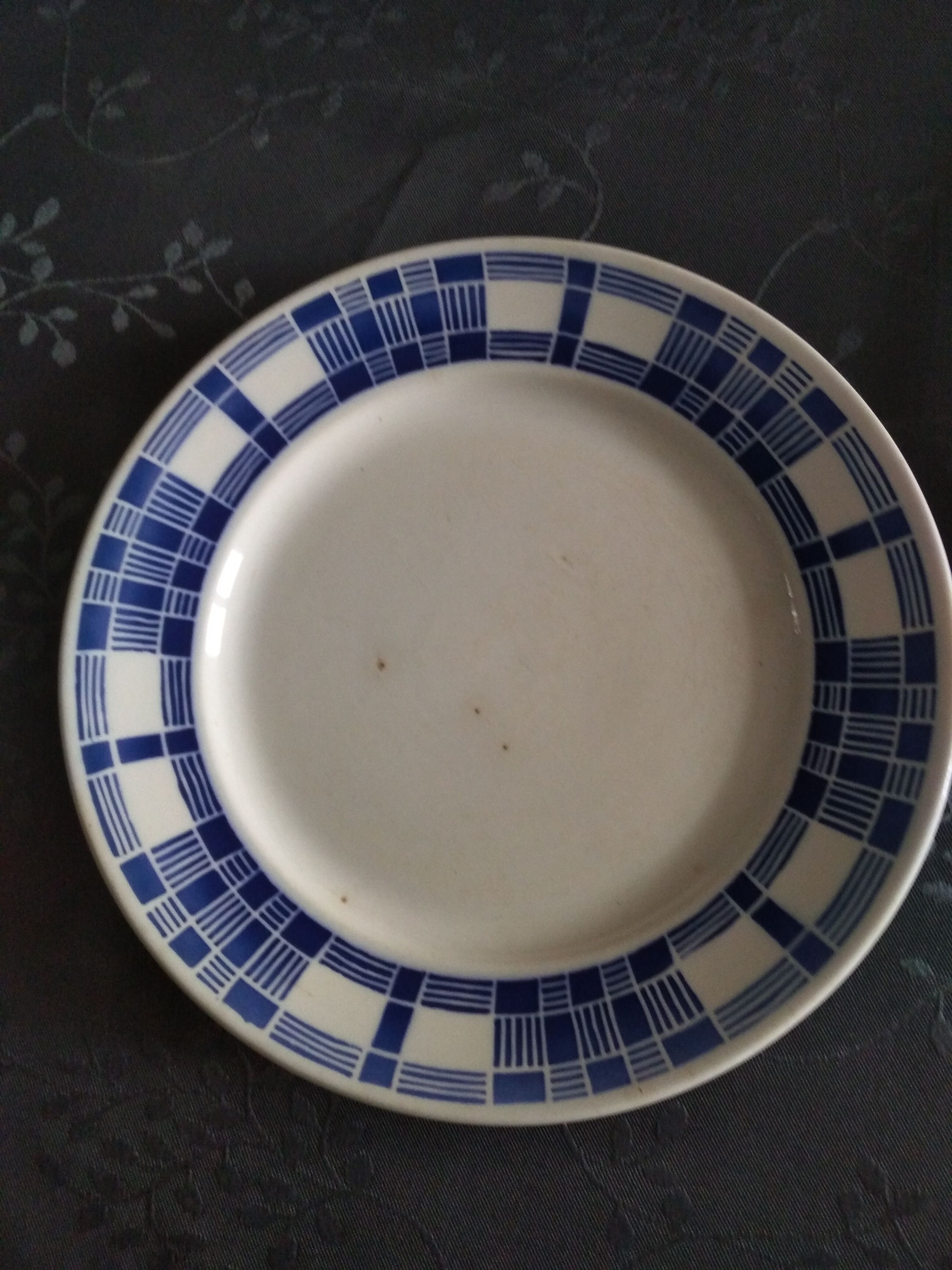 Set of 2 Badorviller plates