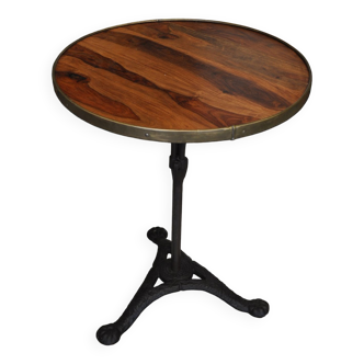 Round bistro table.