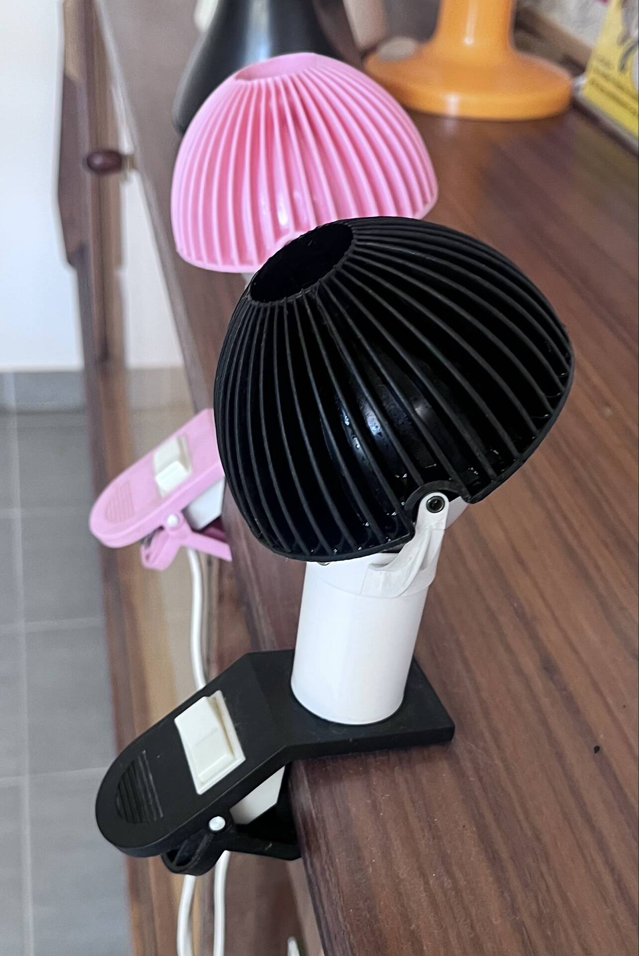 Clip lamp