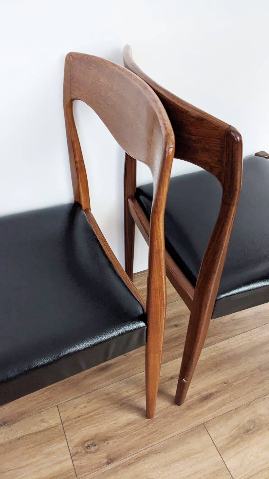 Set of 4 Scandinavian chairs