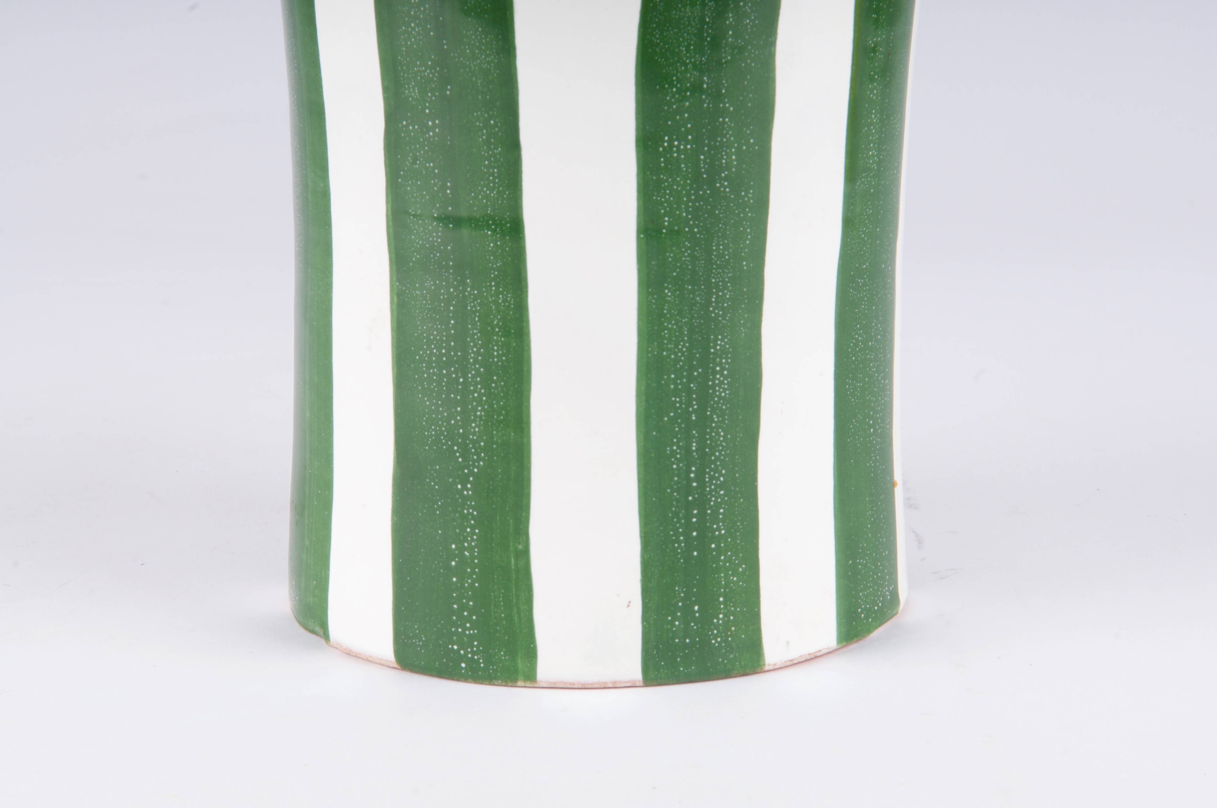Handmade vase with large stripes