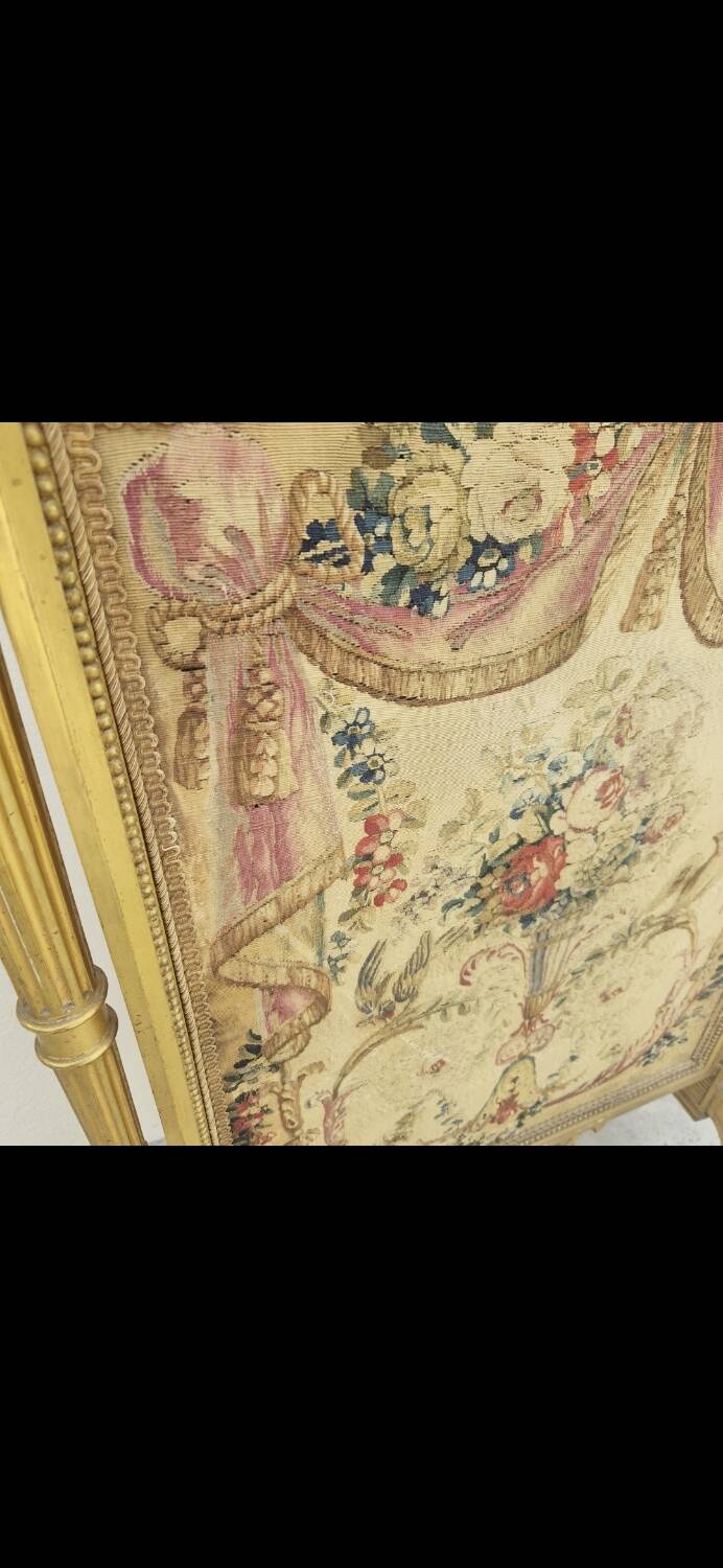 Louis XVI period 18th century fireplace screen in gilded wood