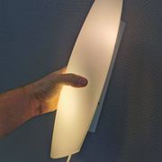 Applique Paulmann avec abat-jour en verre opalin blanc