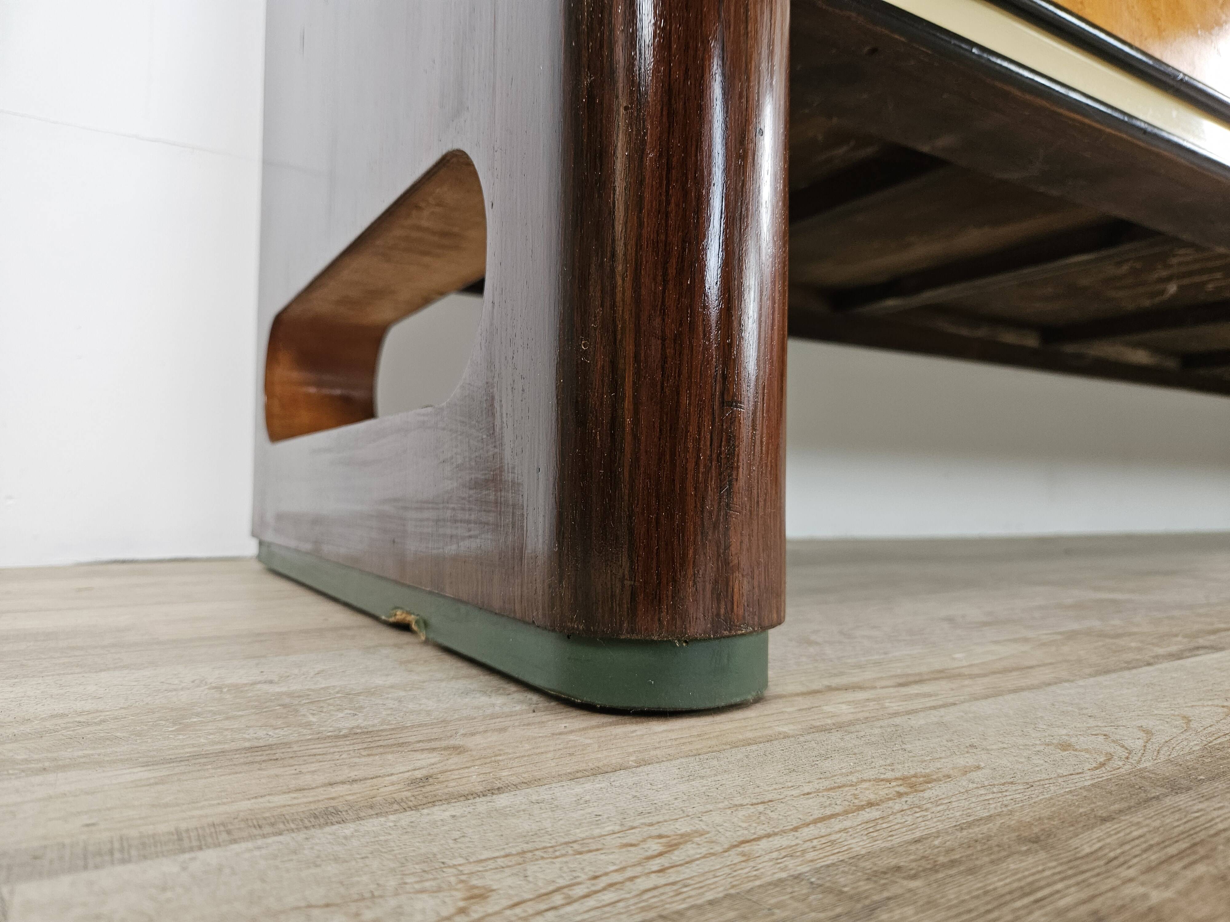 Art Decò Sideboard in Mahogany and Maple with Black Glass and Brass Finishi