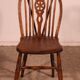 Lot de 10 chaises Windsor à dossier en roue du XIXe siècle
