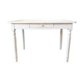 Farmhouse table with drawer