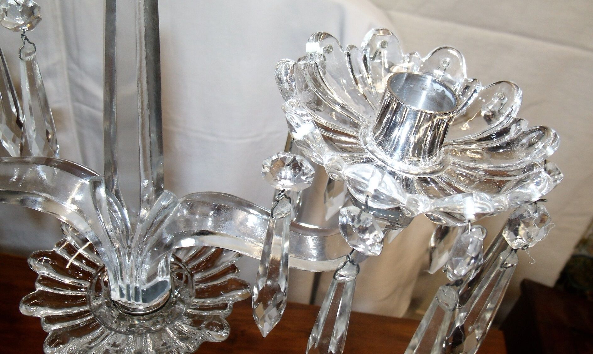 Pair of girandoles chandeliers to pendants