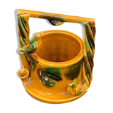 Cache pot barbotine puit aux oiseaux en céramique émaillée ocre ancien