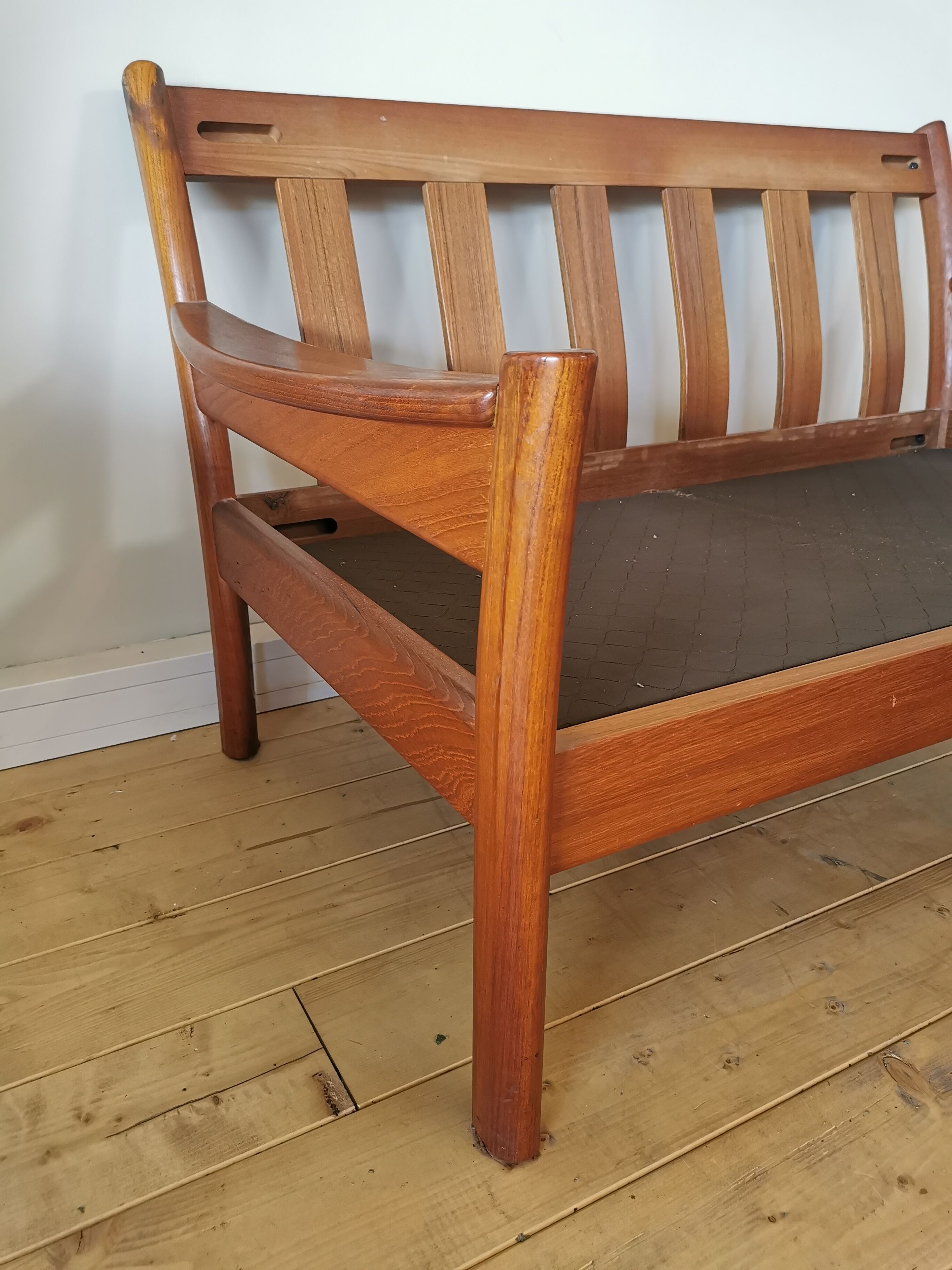 Dyrlund leather sofa from the 60s