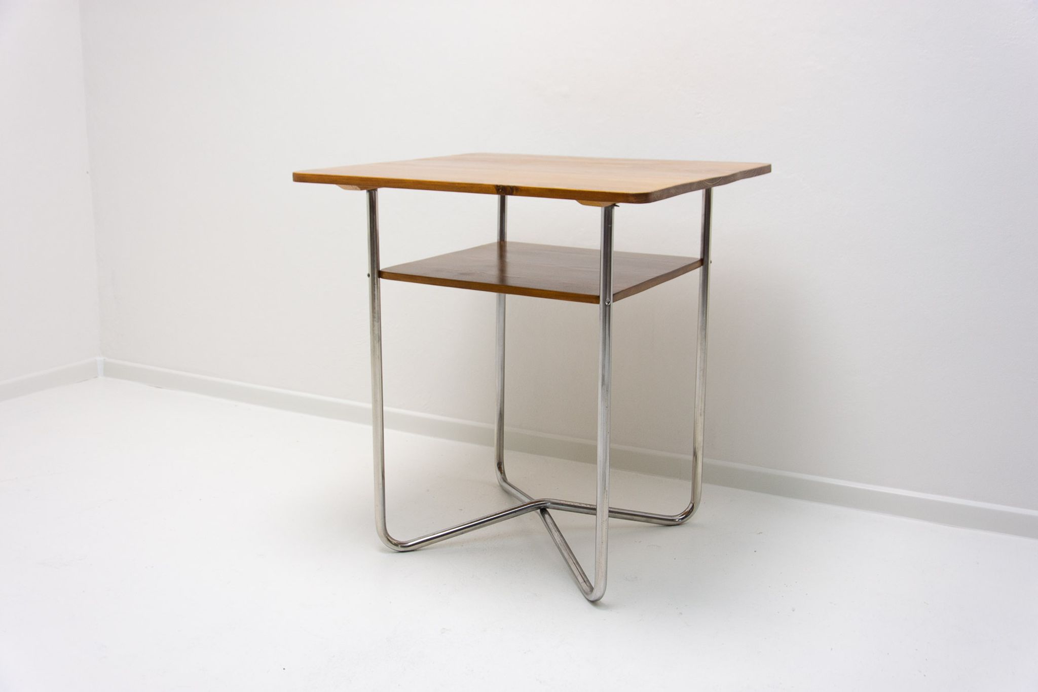 Bauhaus coffee table, Czechoslovakia, 1930´s
