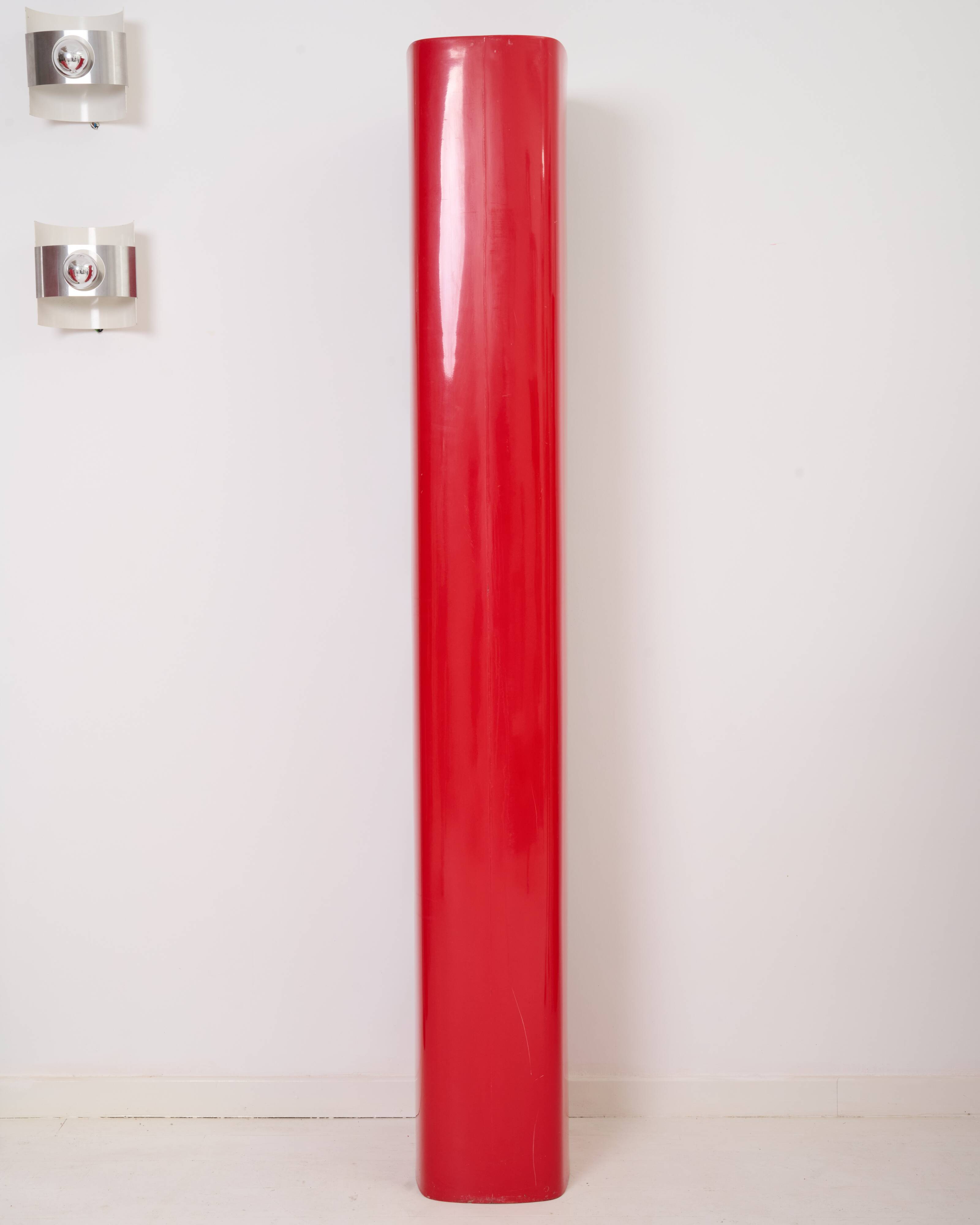 Red "Totem" column, Valeric Doubroucinskis, Rodier 1970s