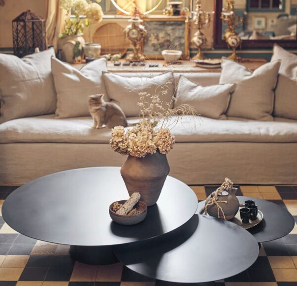 Table Basse Beside 115cm – Métal Thermo-laqué Noir – Maison de Vacances