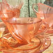 Vintage vereco pink cups France six-serve