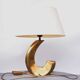 Lampe de table sculpturale en laiton en forme de vague