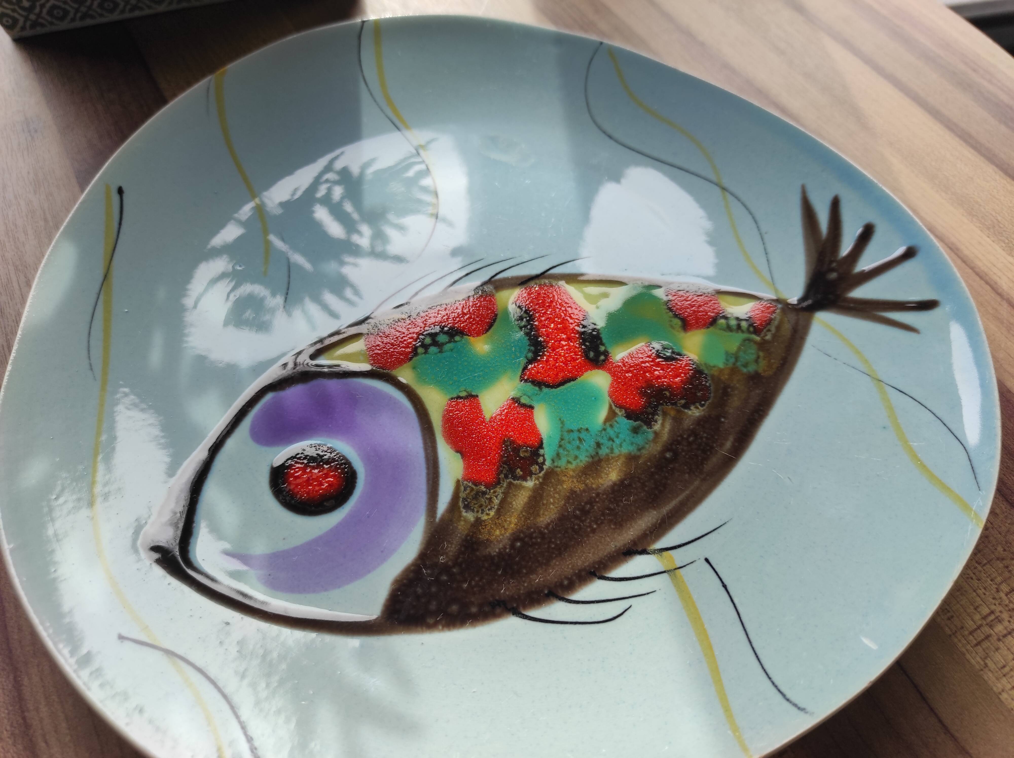 Fish pattern plate Bernard Serraz MBFA Pornic