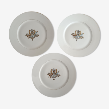 3 assiettes en porcelaine de Paris fin XIXe