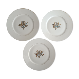 3 assiettes en porcelaine de Paris fin XIXe