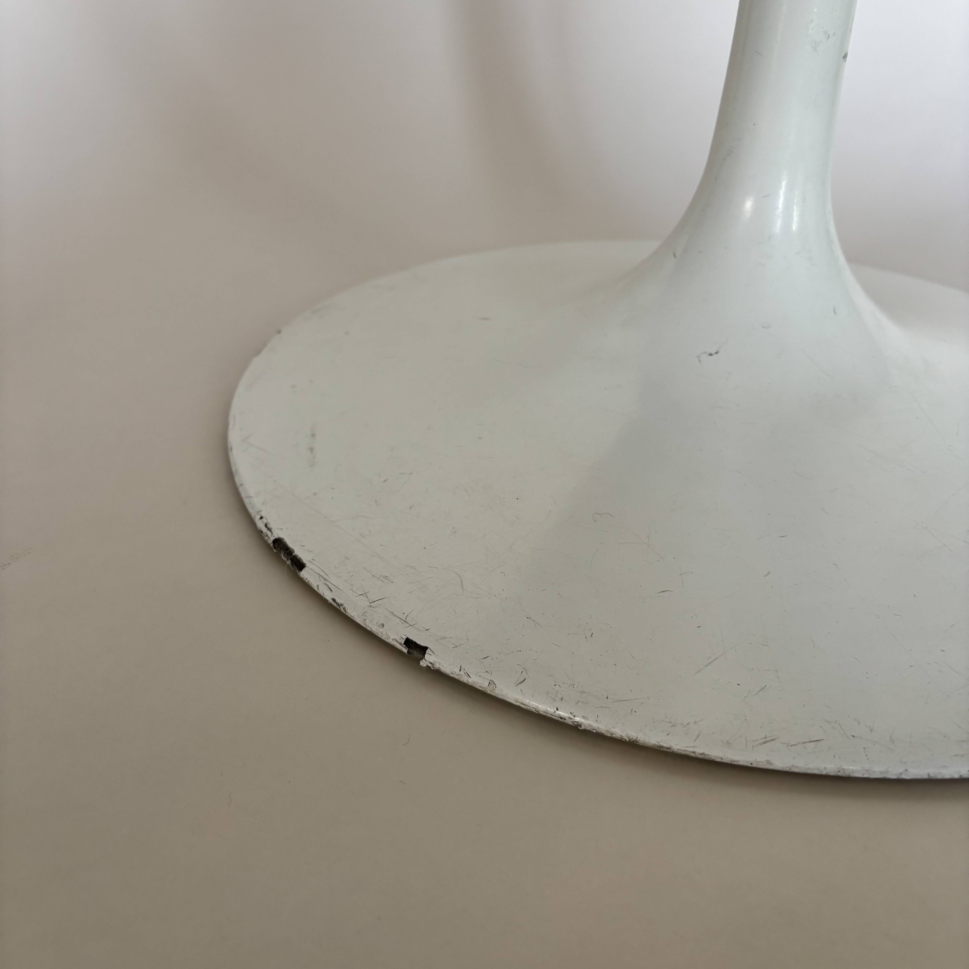 Tulip stool by Eero Saarinen for Knoll