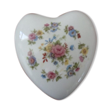 Jewelry box English porcelain in the shape of a heart decorated flowers