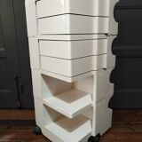 Joe Colombo - serves Boby Trolley