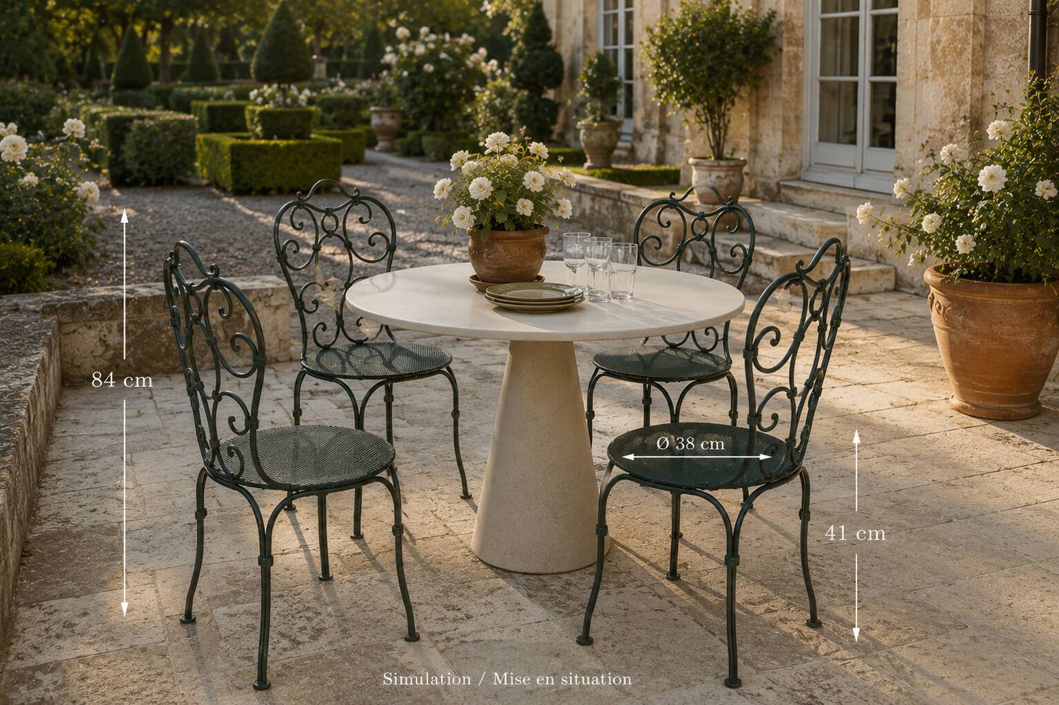Set of 4 antique garden chairs in wrought iron from 1900.