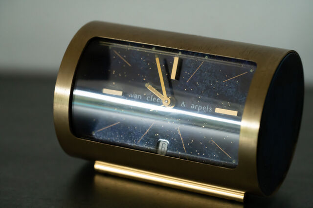 Van Cleef & Arpels clock