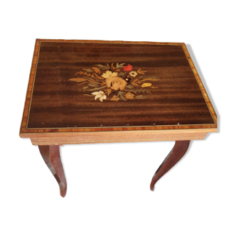Side table marquetry music box
