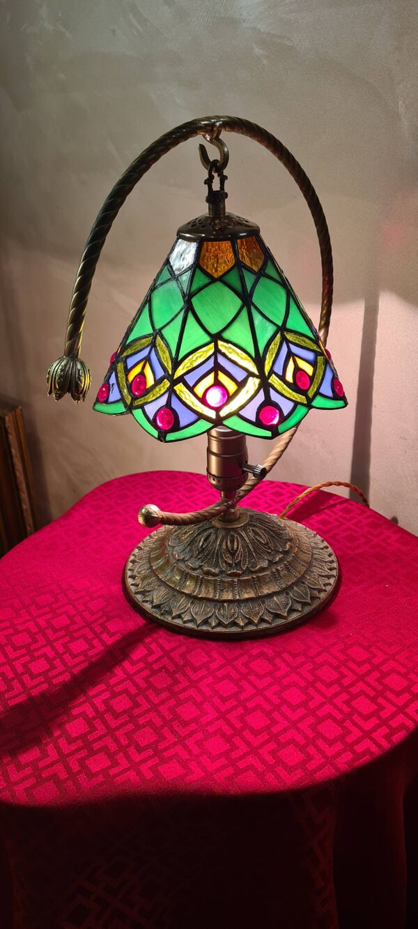 lampe bronze et laiton abat jour verre style tiffany 38x32  inter sur douil