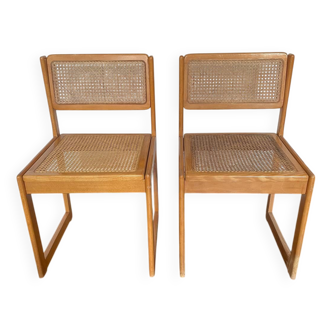 Set of chairs