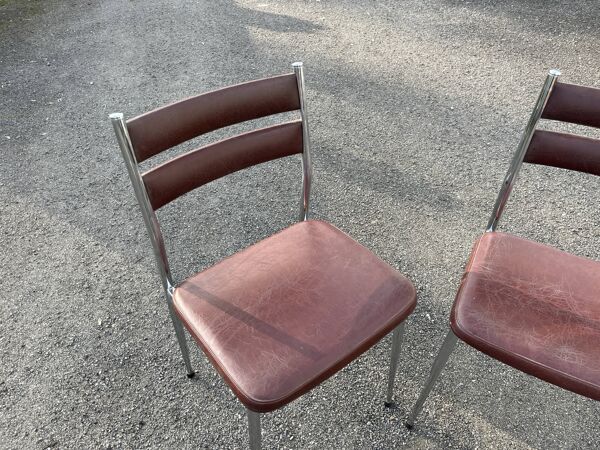 Paire de chaises rétro en métal et cuir